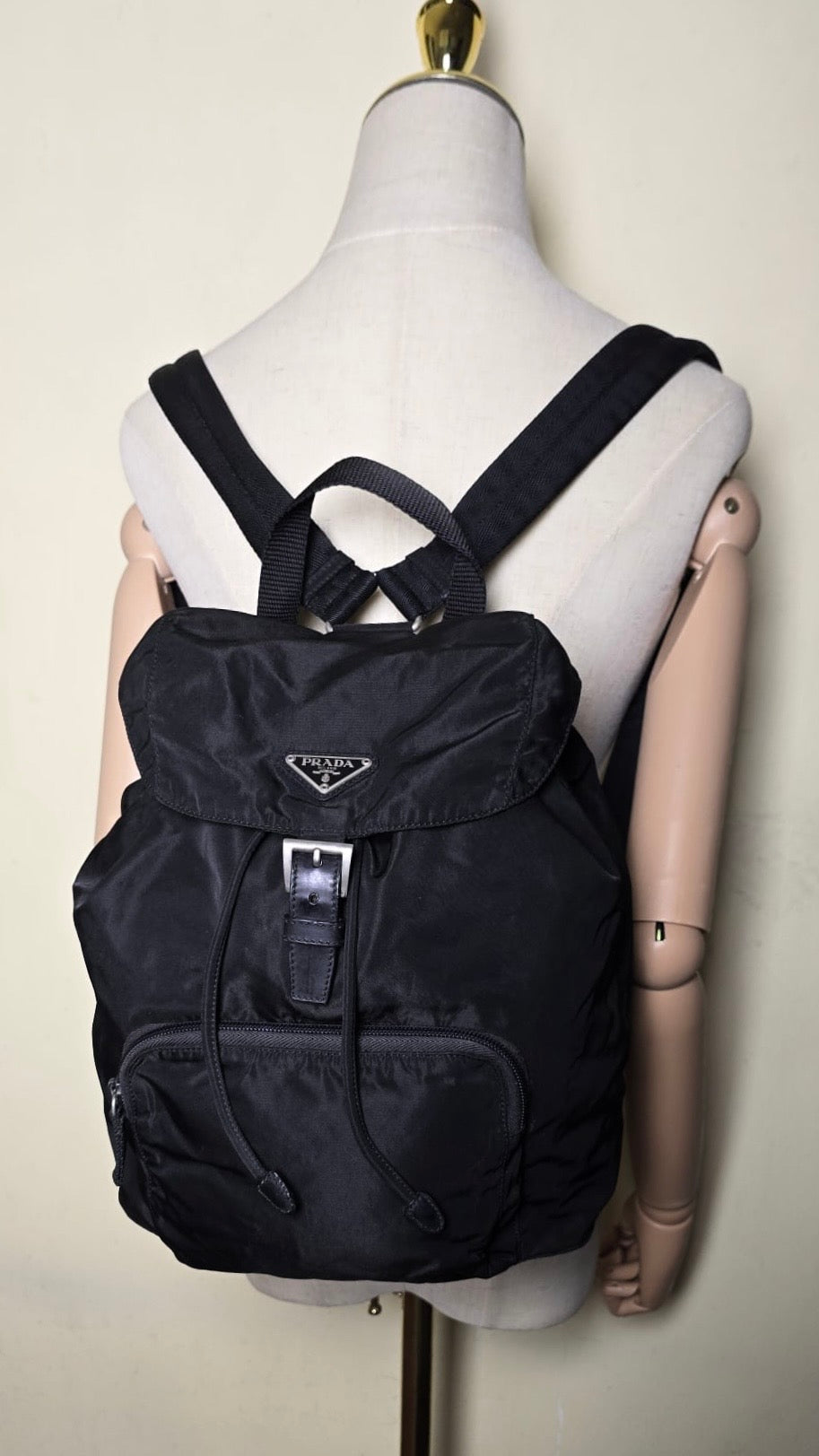 Prada黑色銀標尼龍雙肩包 後背包 背囊