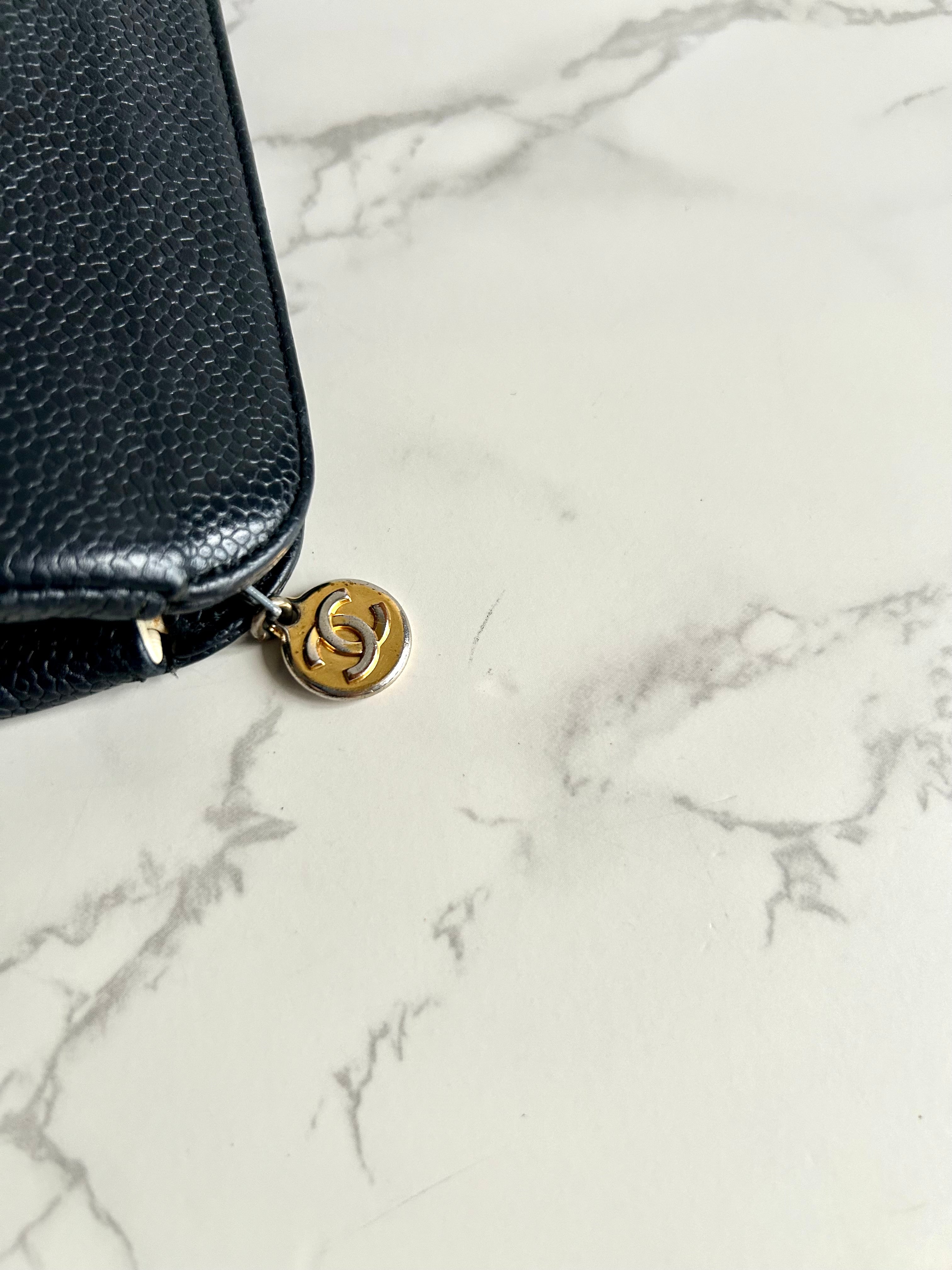 CHANEL Rare Black Caviar Leather Side Bag/Messenger Bag/Clutch