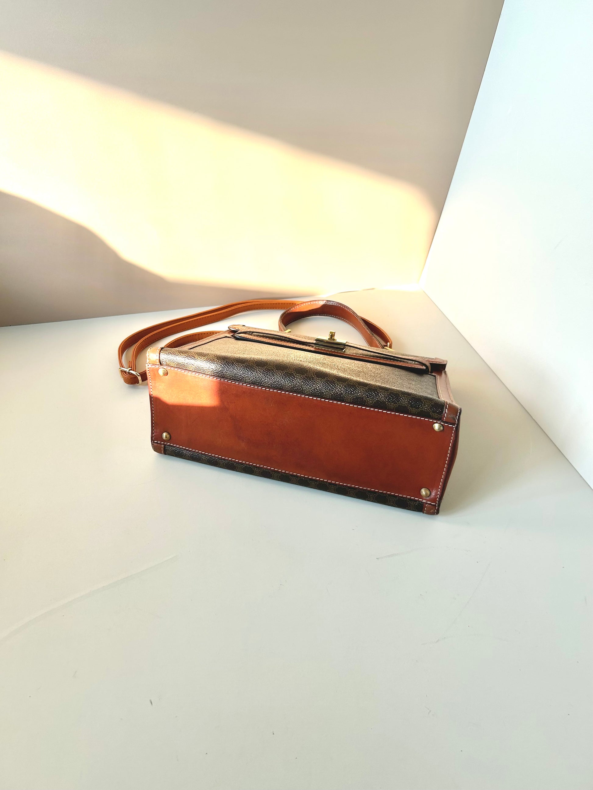 CELINE rare old flower Kelly / side bag / oblique backpack / handbag