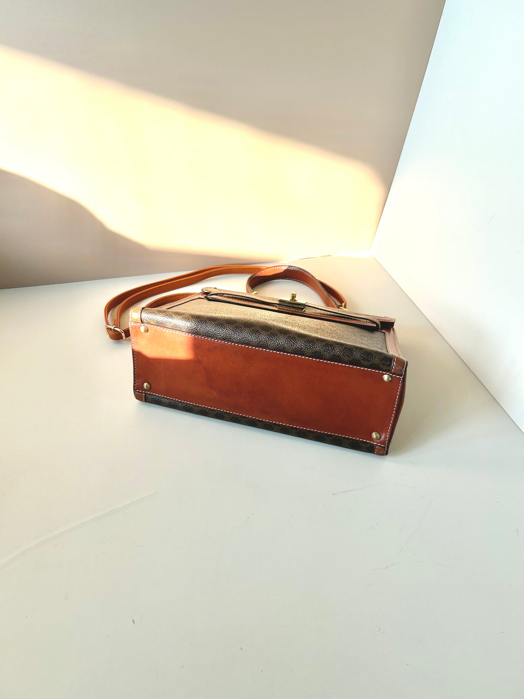 CELINE rare old flower Kelly / side bag / oblique backpack / handbag
