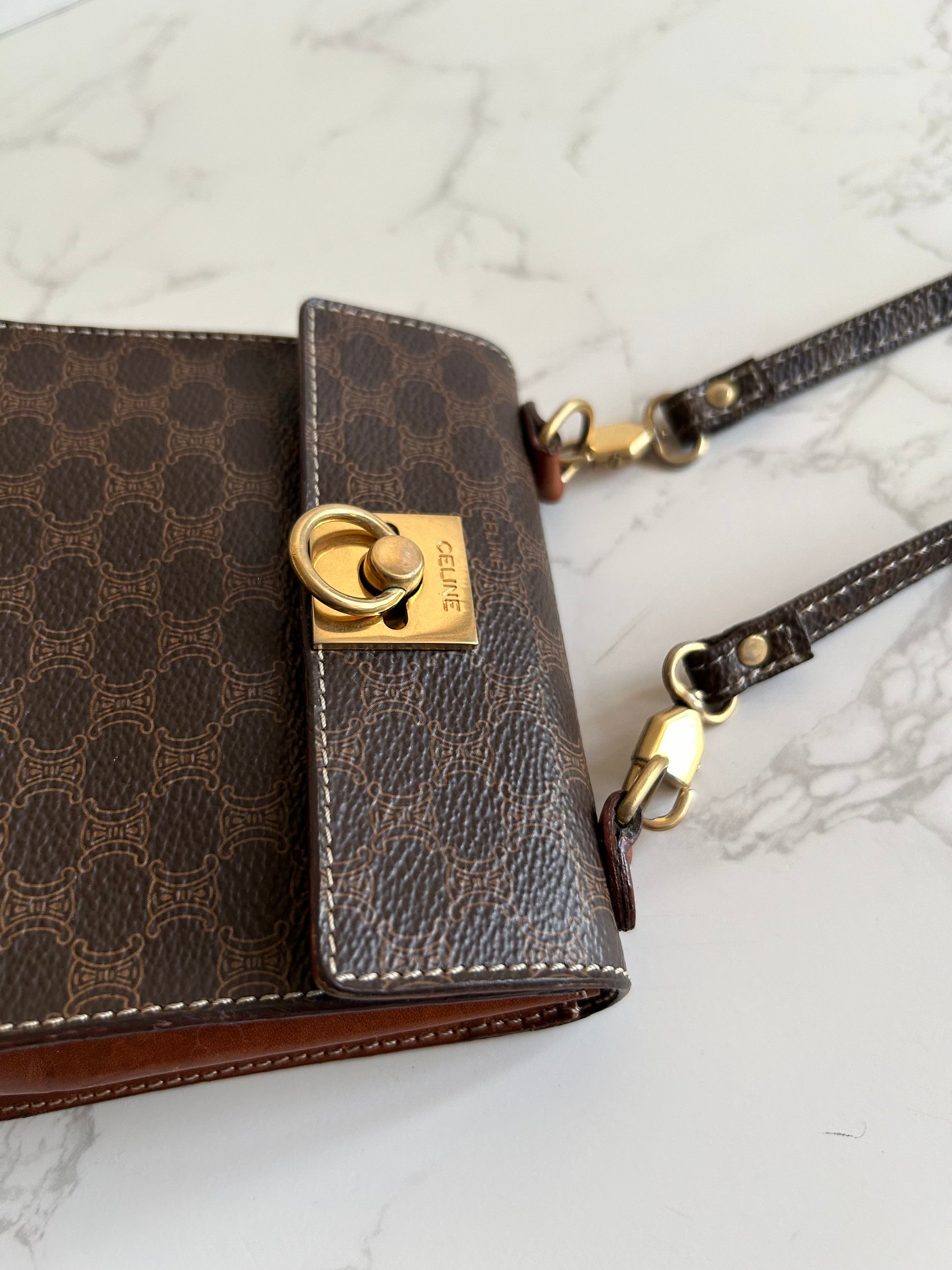 CELINE Extremely rare coffee-colored old flower mini Kelly side bag / oblique bag