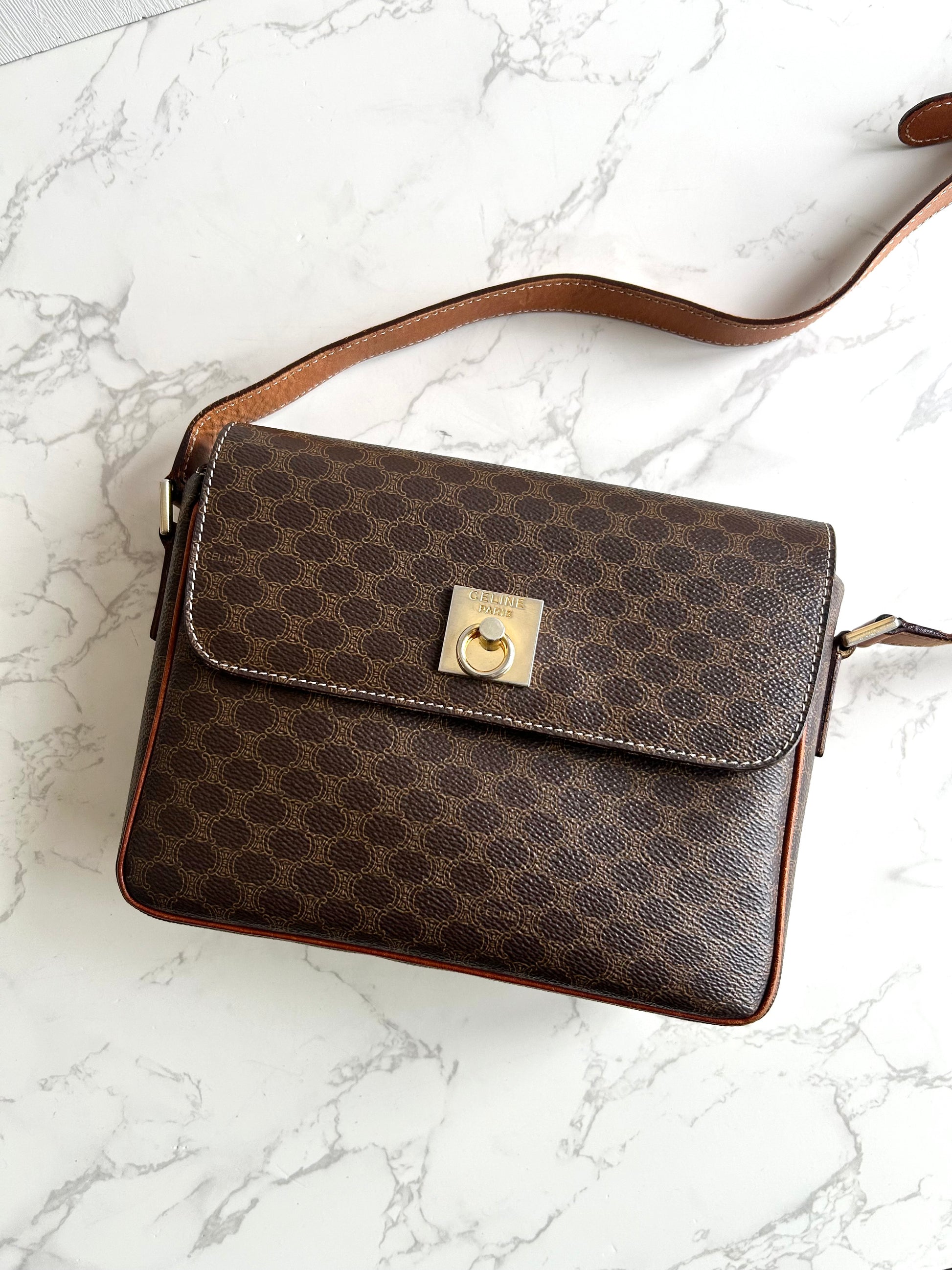 CELINE 咖啡色老花金扣豆腐盒子包/側背包/斜背包