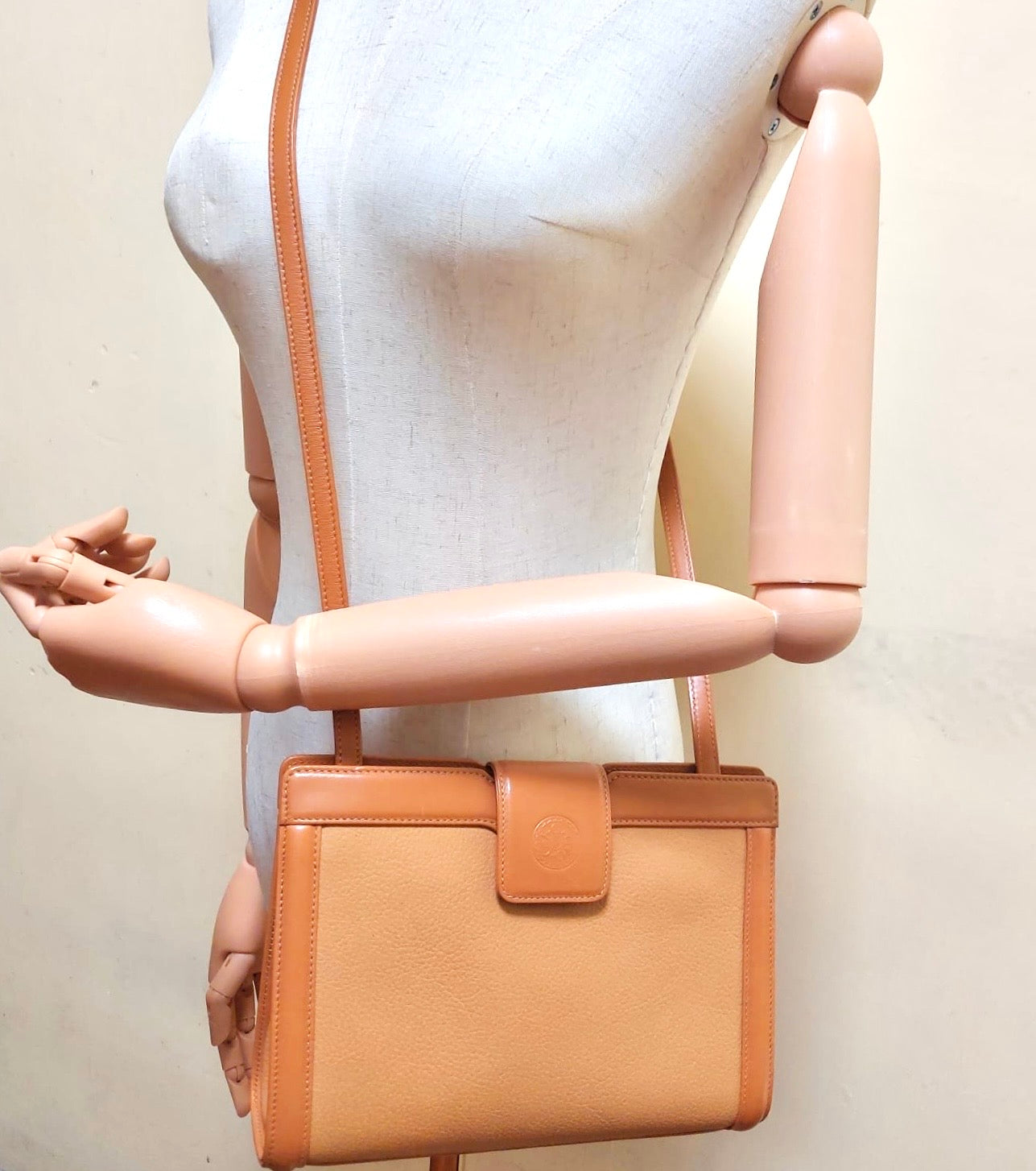 GUCCI rare caramel coffee color matching leather small bag/side bag/crossbody bag/clutch bag