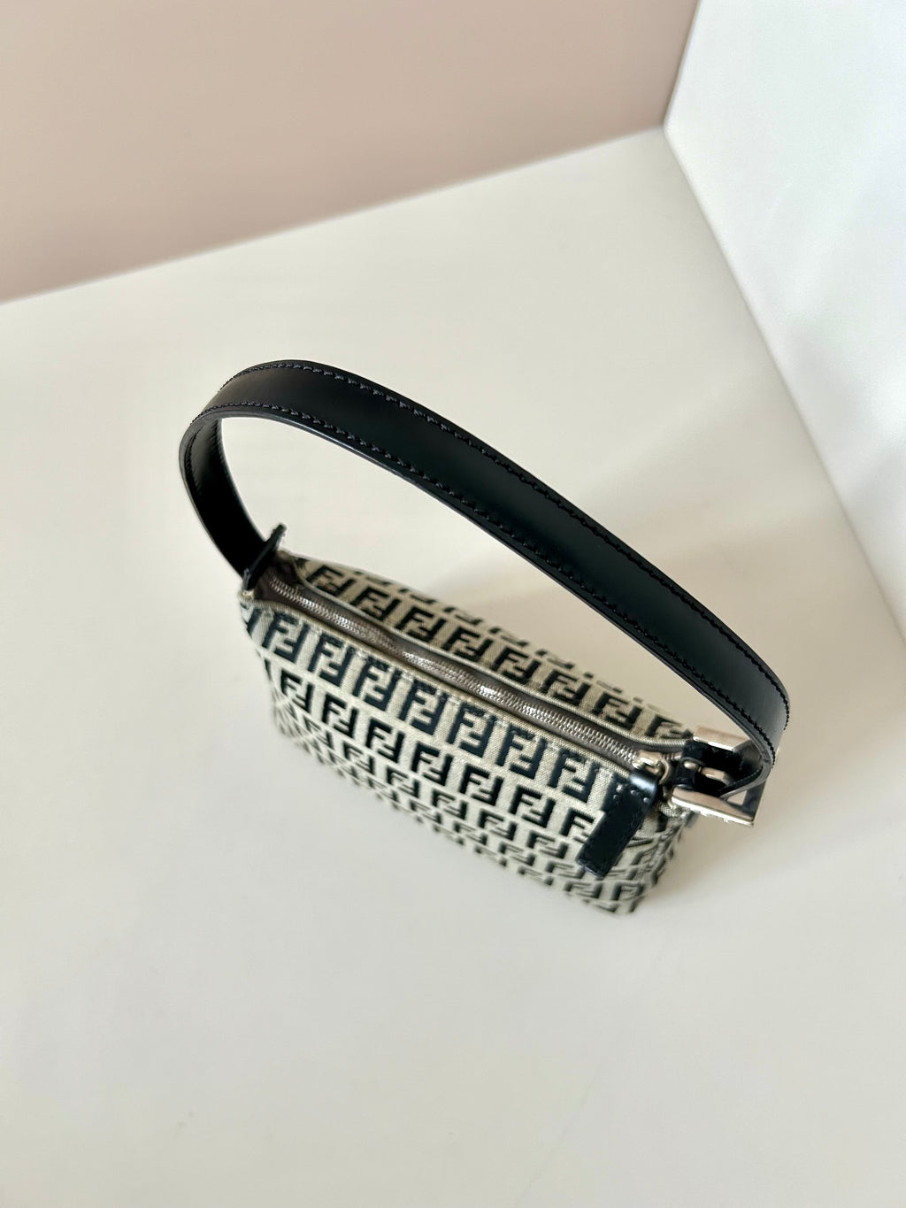 FENDI Zucchino blue and black old flower silver buckle small lunch box bag/underarm bag/side backpack