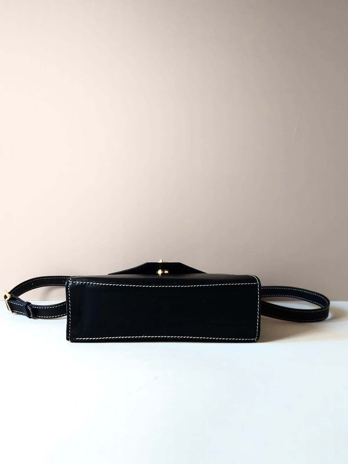 CELINE rare black gold buckle outer seam leather small Kelly shoulder bag / crossbody bag