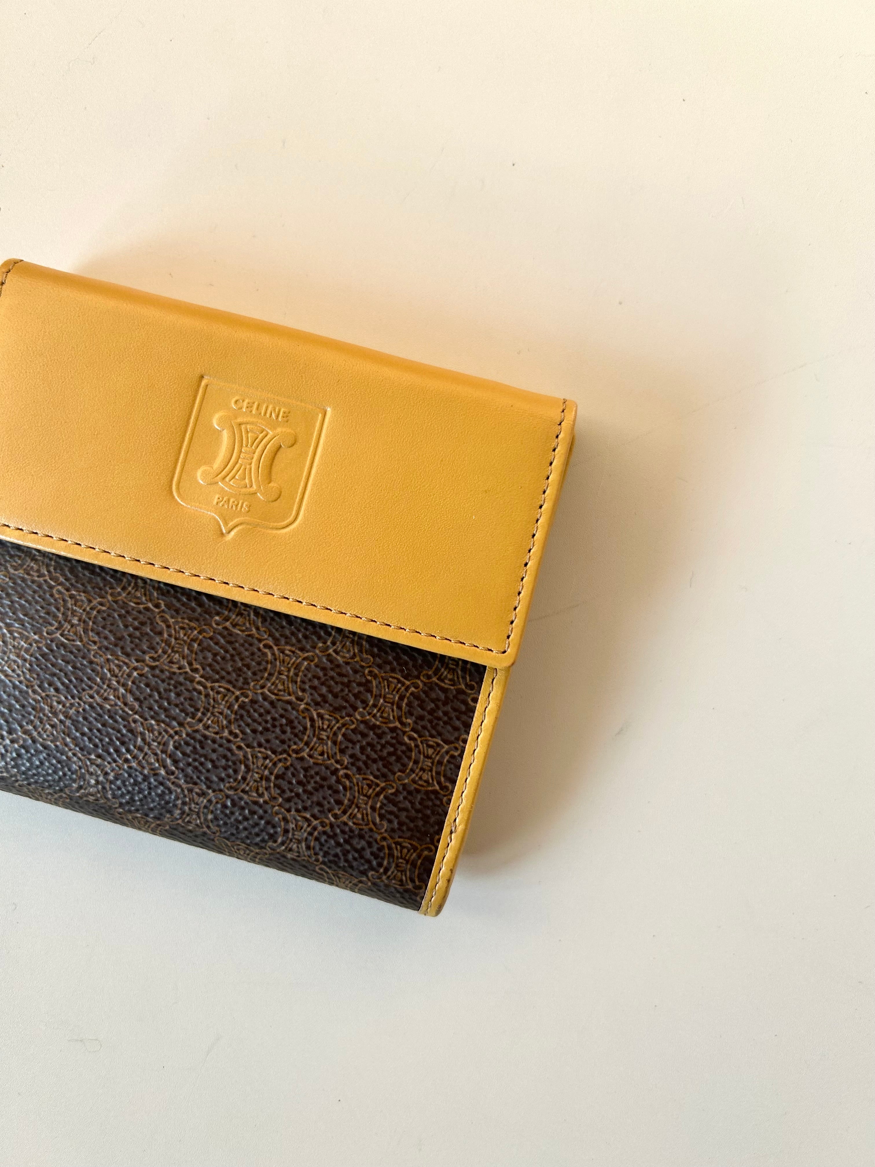 CELINE Beige Arc de Triomphe Presbyopia Short Clip Gold Wallet/Silver Bag/Wallet