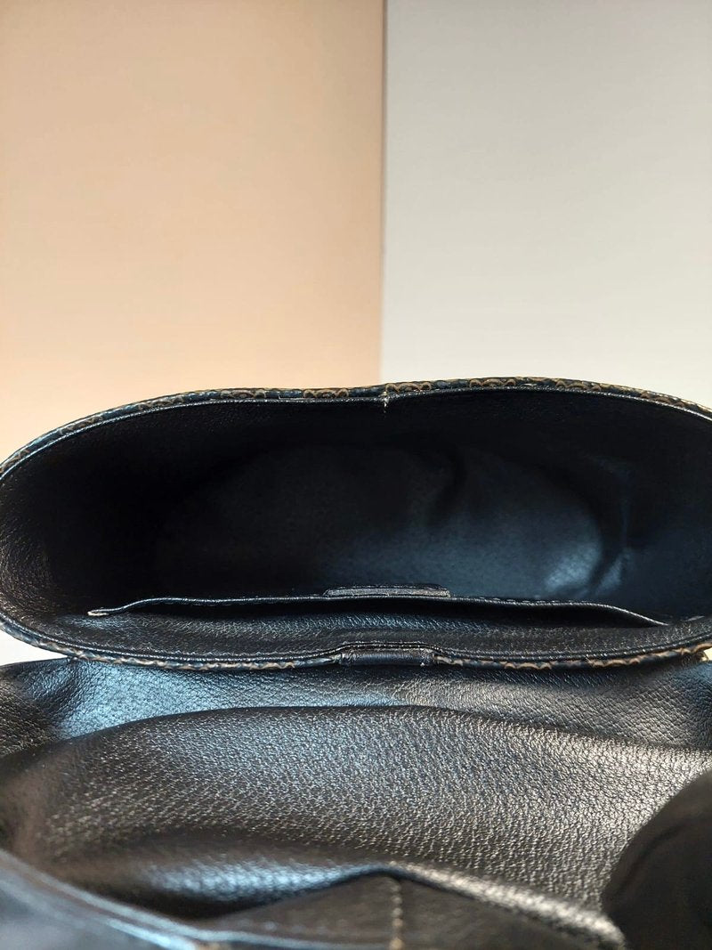 CELINE rare black old flower gold Arc de Triomphe Vanity box / side bag / oblique bag