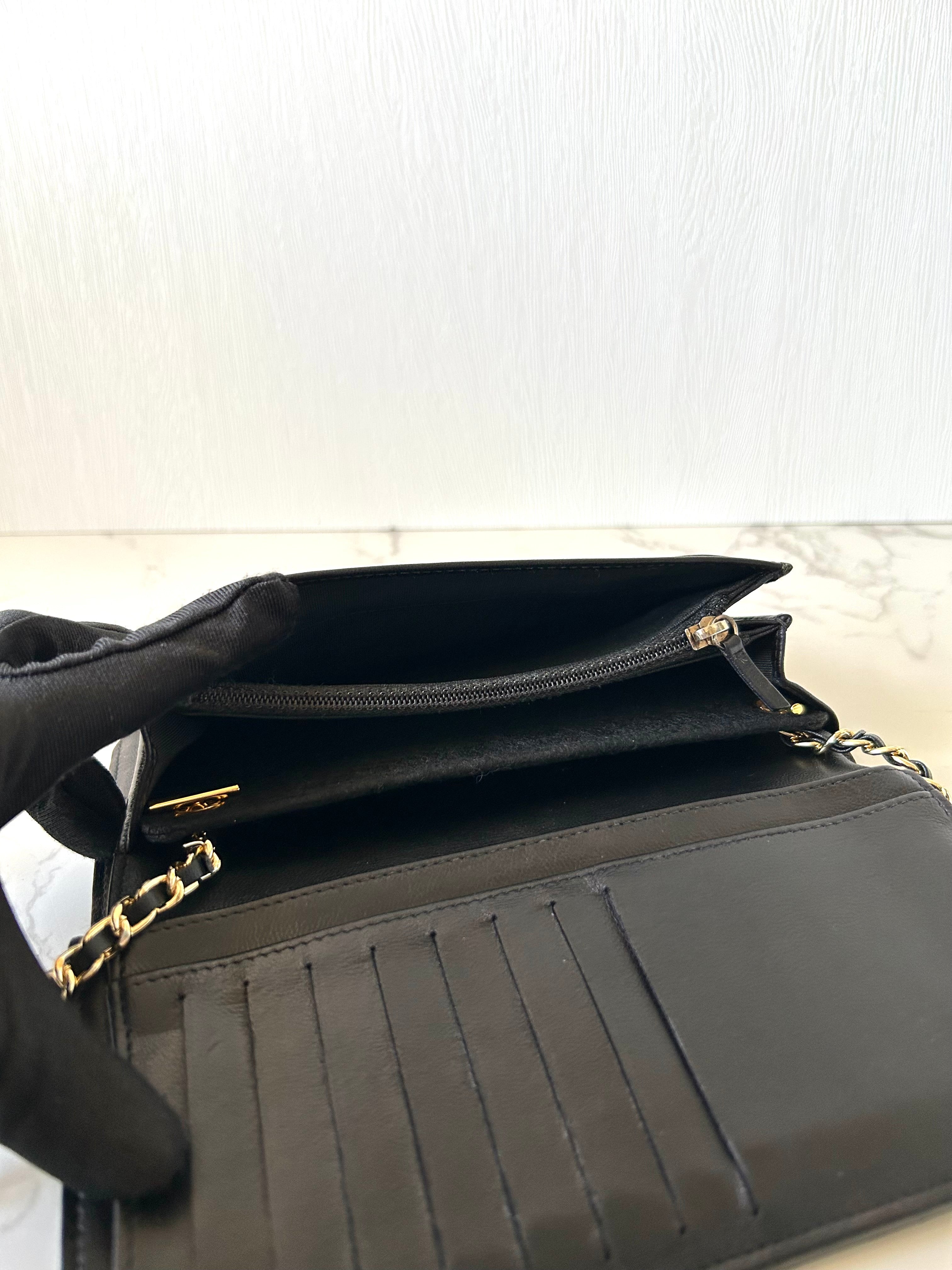 CHANEL black gold lambskin leather WOC long wallet/oblique bag/side bag