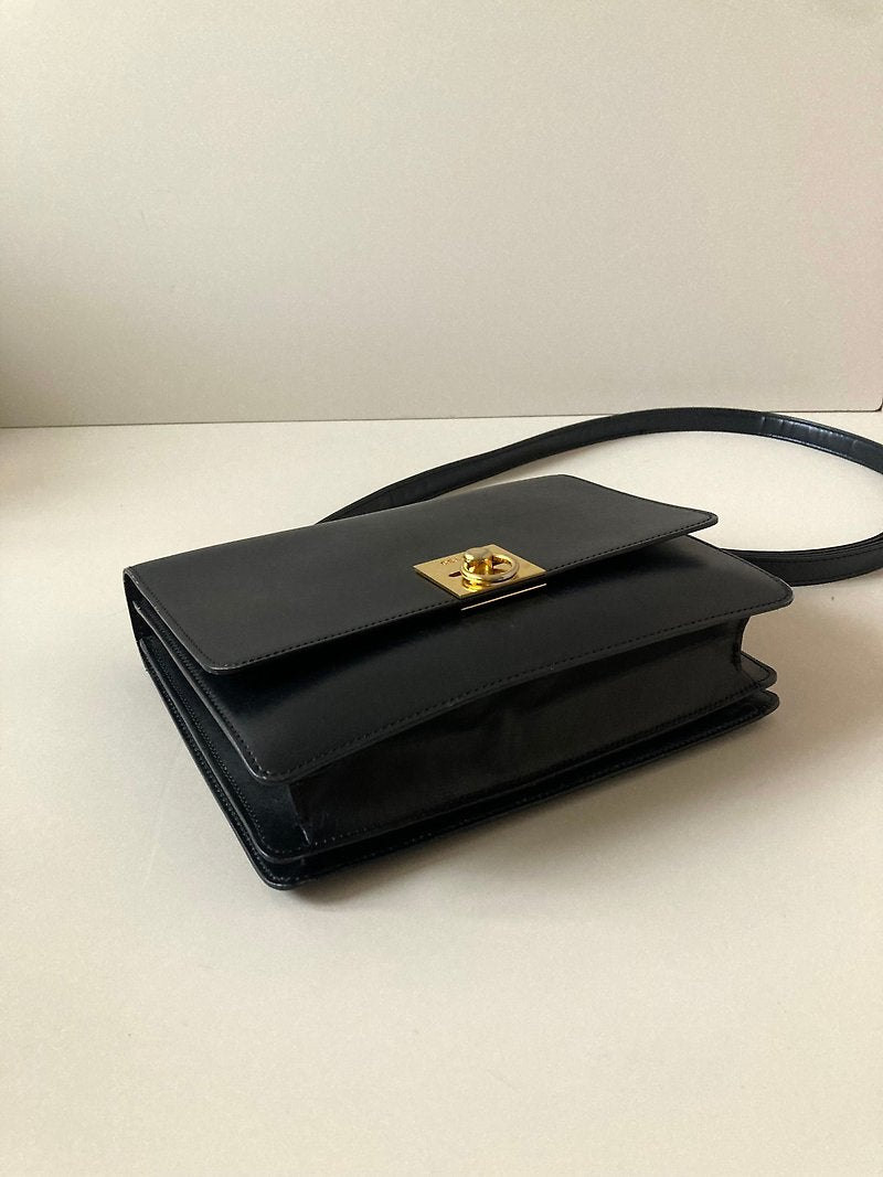 CELINE rare black gold buckle cowhide leather box small bag/side backpack/crossbody bag/underarm bag