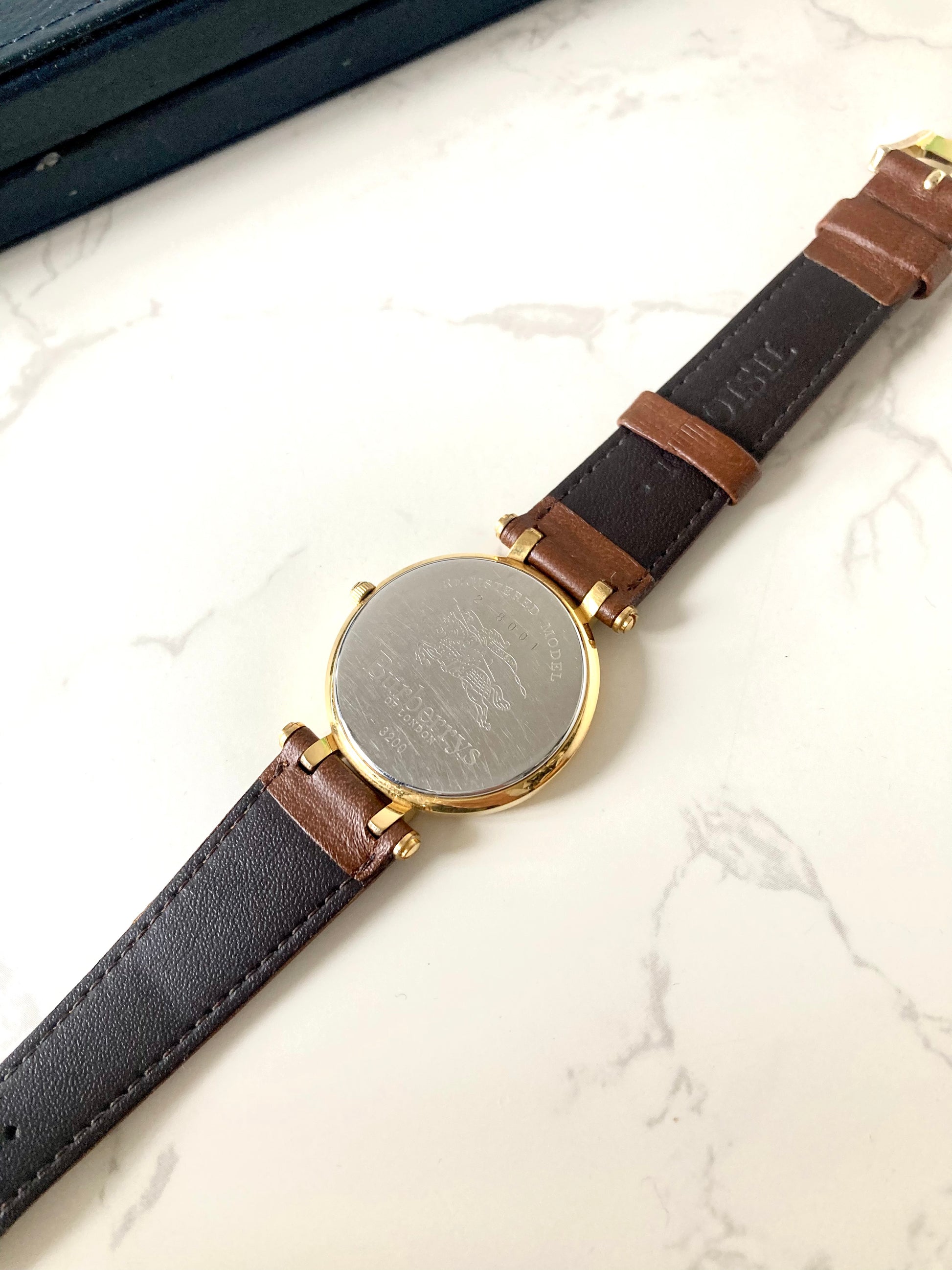 BURBERRYS Horse Carriage Classic Brown Leather Unisex Watch