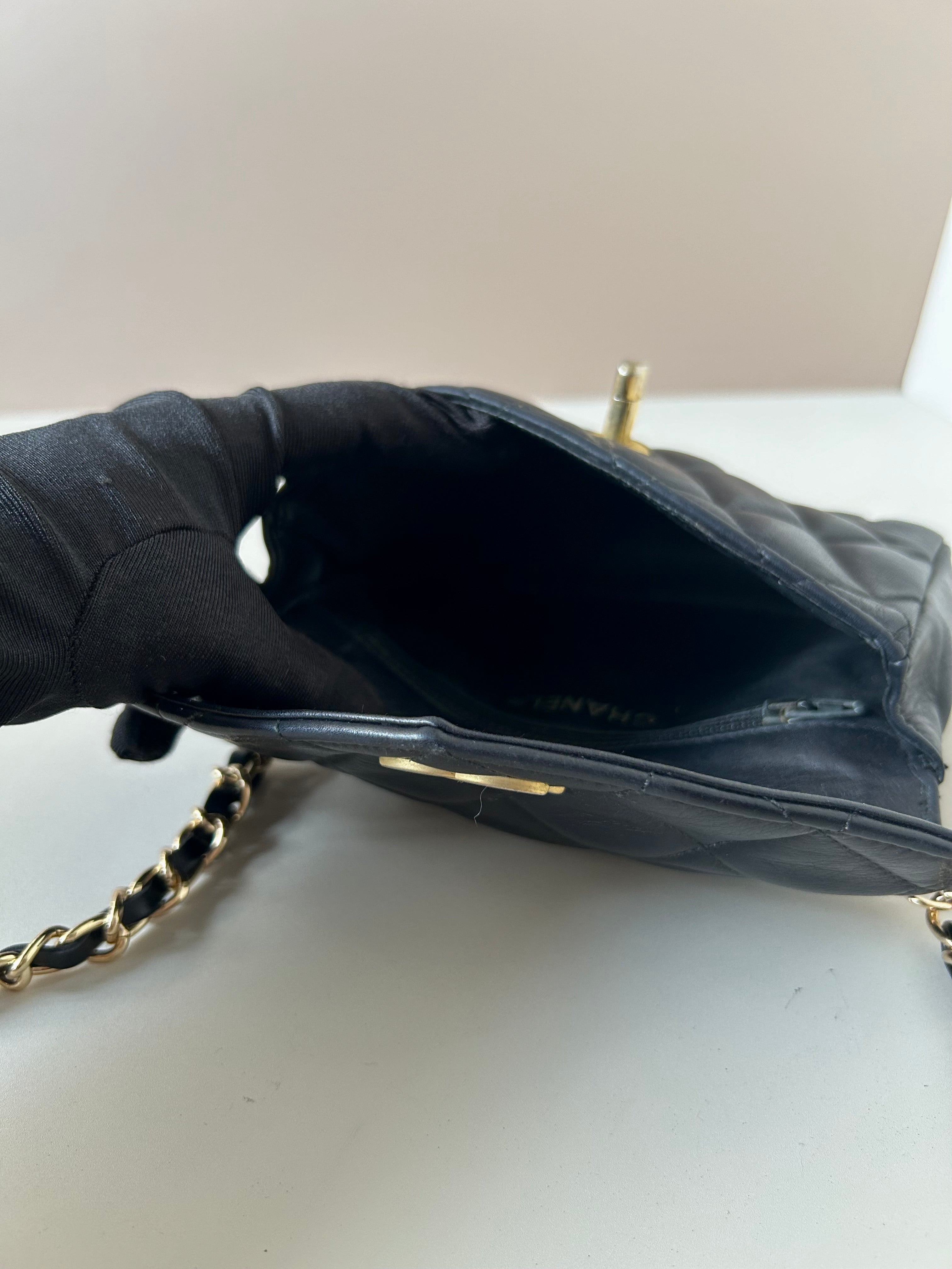 CHANEL rare black leather gold swivel buckle belt bag/side bag/clutch