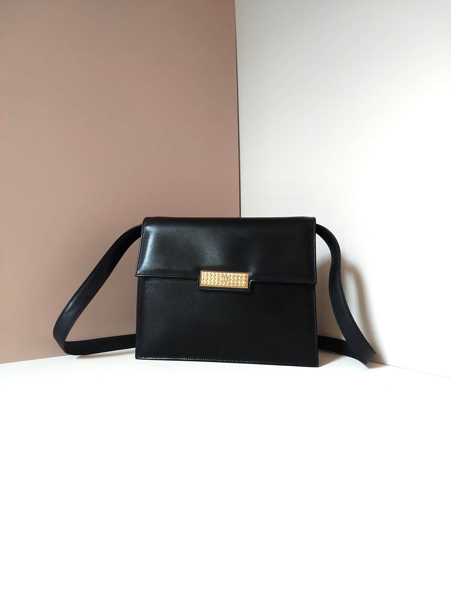 CHRISTIAN DIOR black gold houndstooth button trapezoidal Kelly shoulder bag / side bag / oblique bag