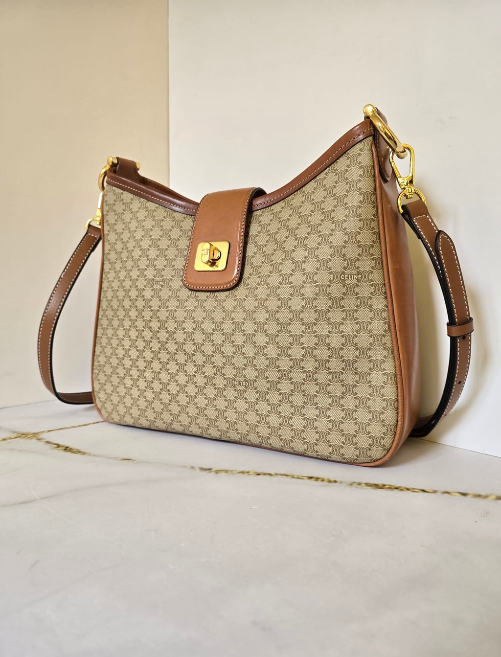 Celine 凱旋門旋轉扣老花流浪包 側背包 斜背包 中古包