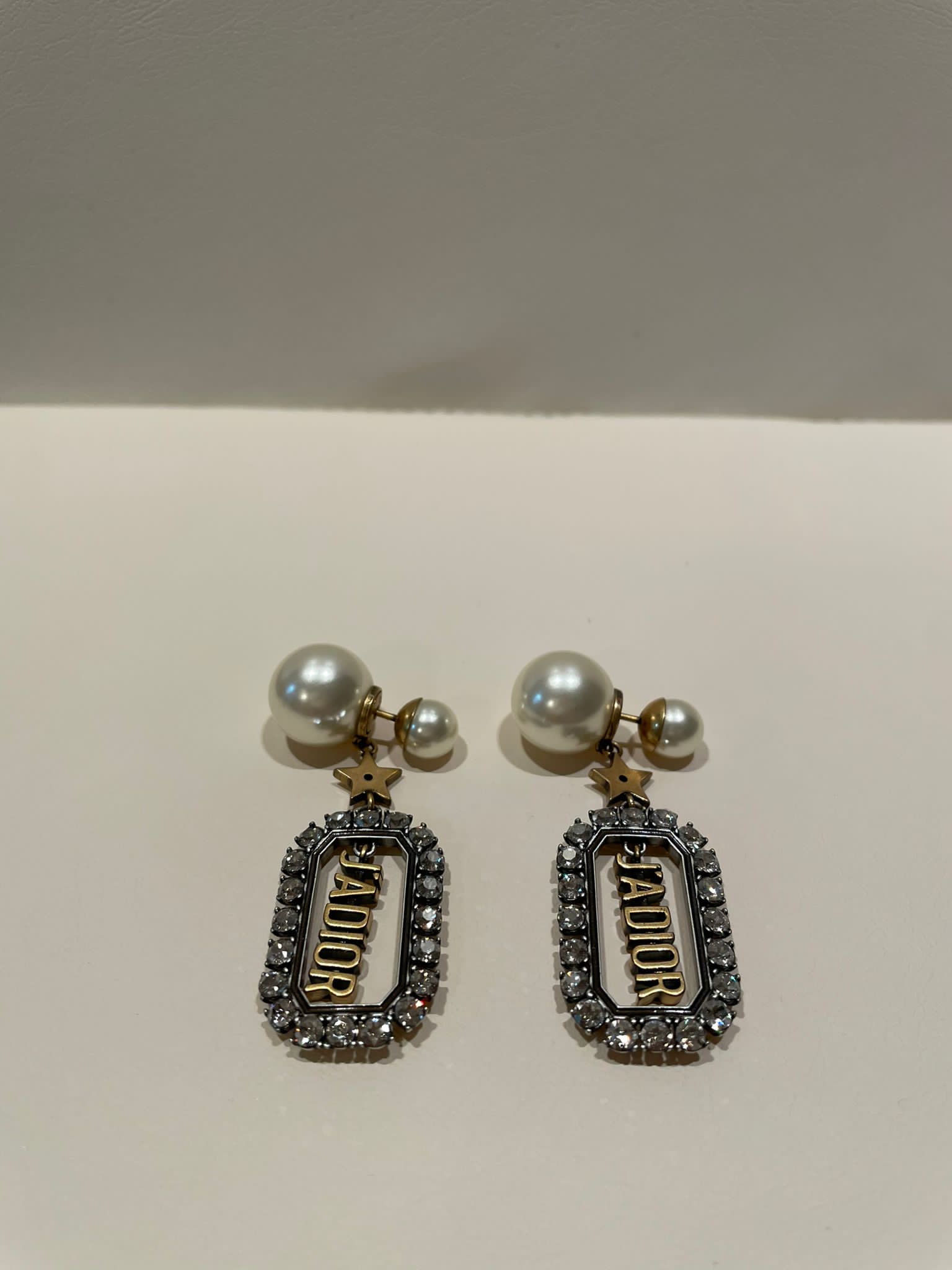 CHRISTIAN DIOR Rare Rhinestone Vintage Pearl Earrings