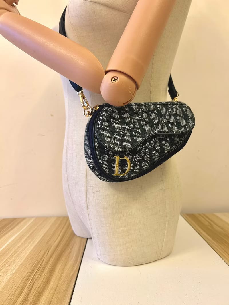Dior深藍色老花腋下單肩包/側背包/斜背包/手提包