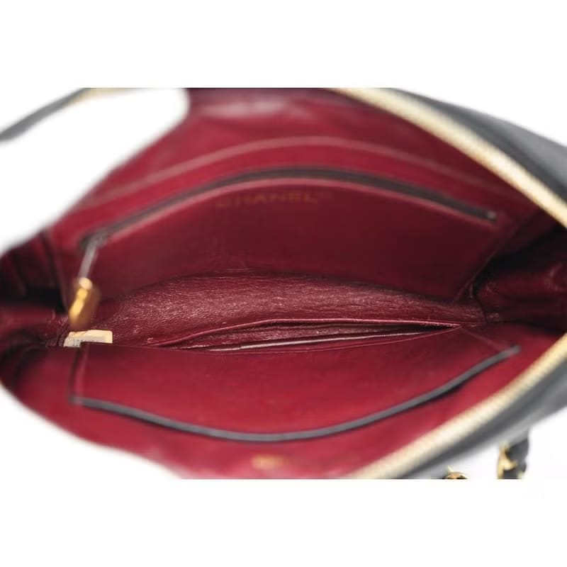 Rare second-hand Chanel black lambskin leather gold chain camera bag/side bag/crossbody bag