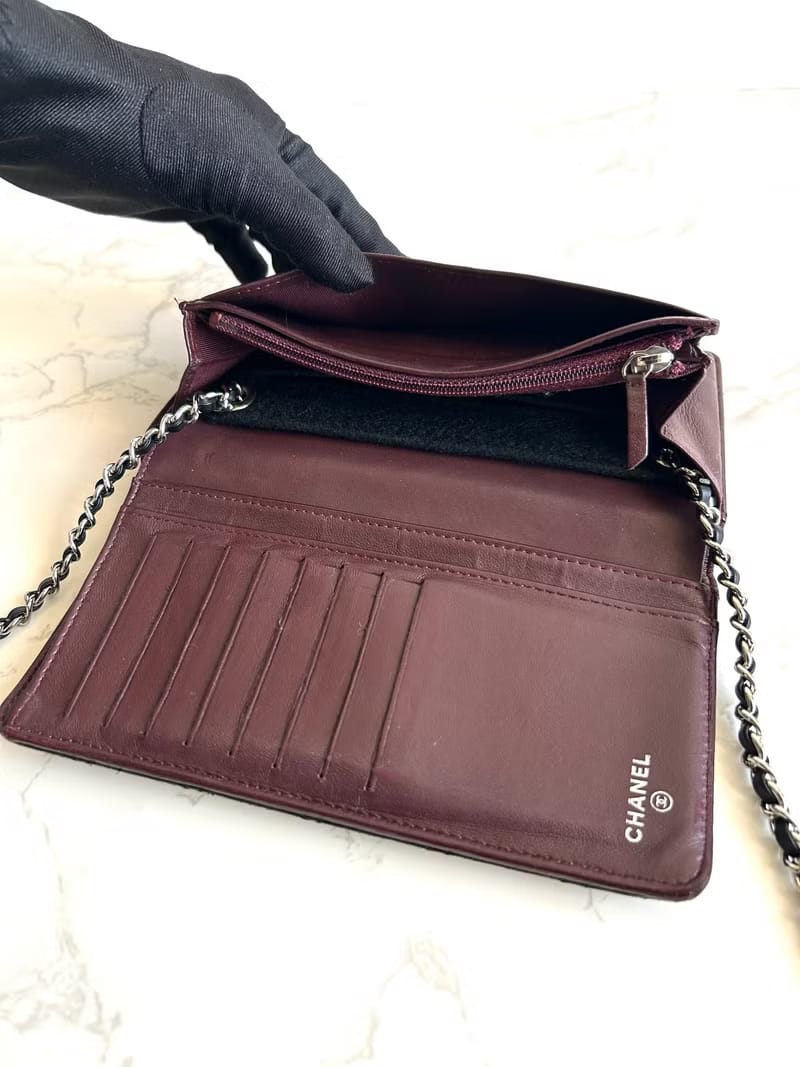 Second-hand Chanel black lambskin long wallet/WOC/ crossbody bag/side bag