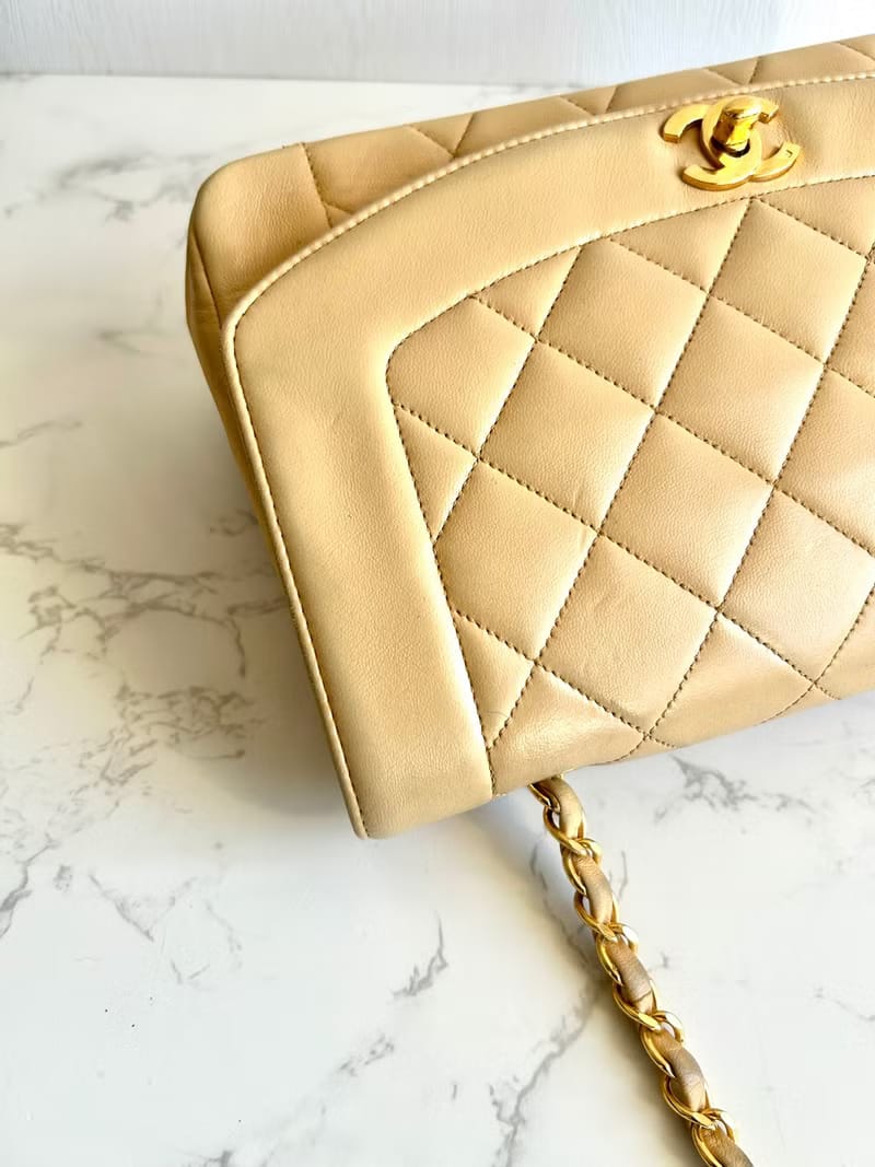 稀有中古二手Chanel米杏色Diana 25黛妃包斜背包/側背包