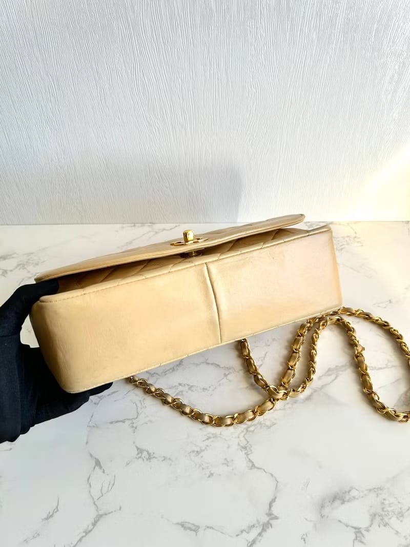 稀有中古二手Chanel米杏色Diana 25黛妃包斜背包/側背包