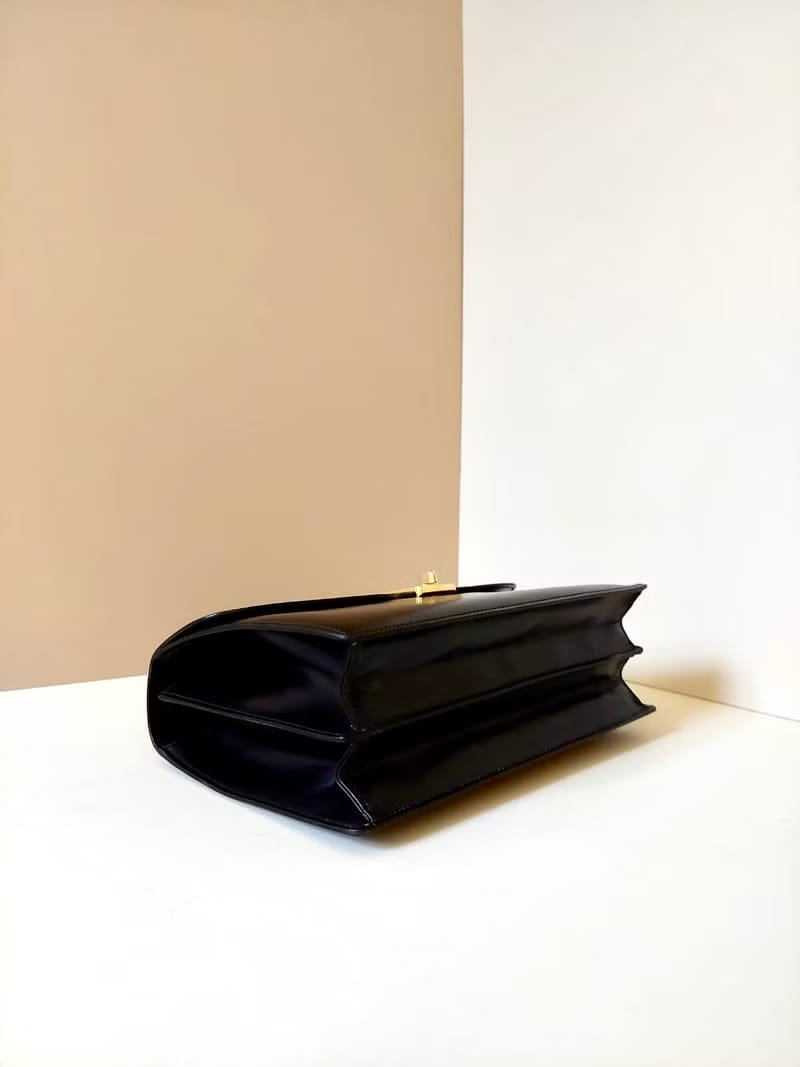 Rare second-hand Celine black gold ring Kelly leather messenger bag/side bag/handbag