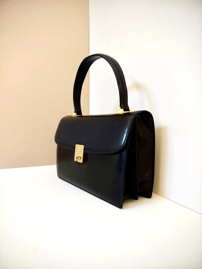 Rare second-hand Celine black gold ring Kelly leather messenger bag/side bag/handbag