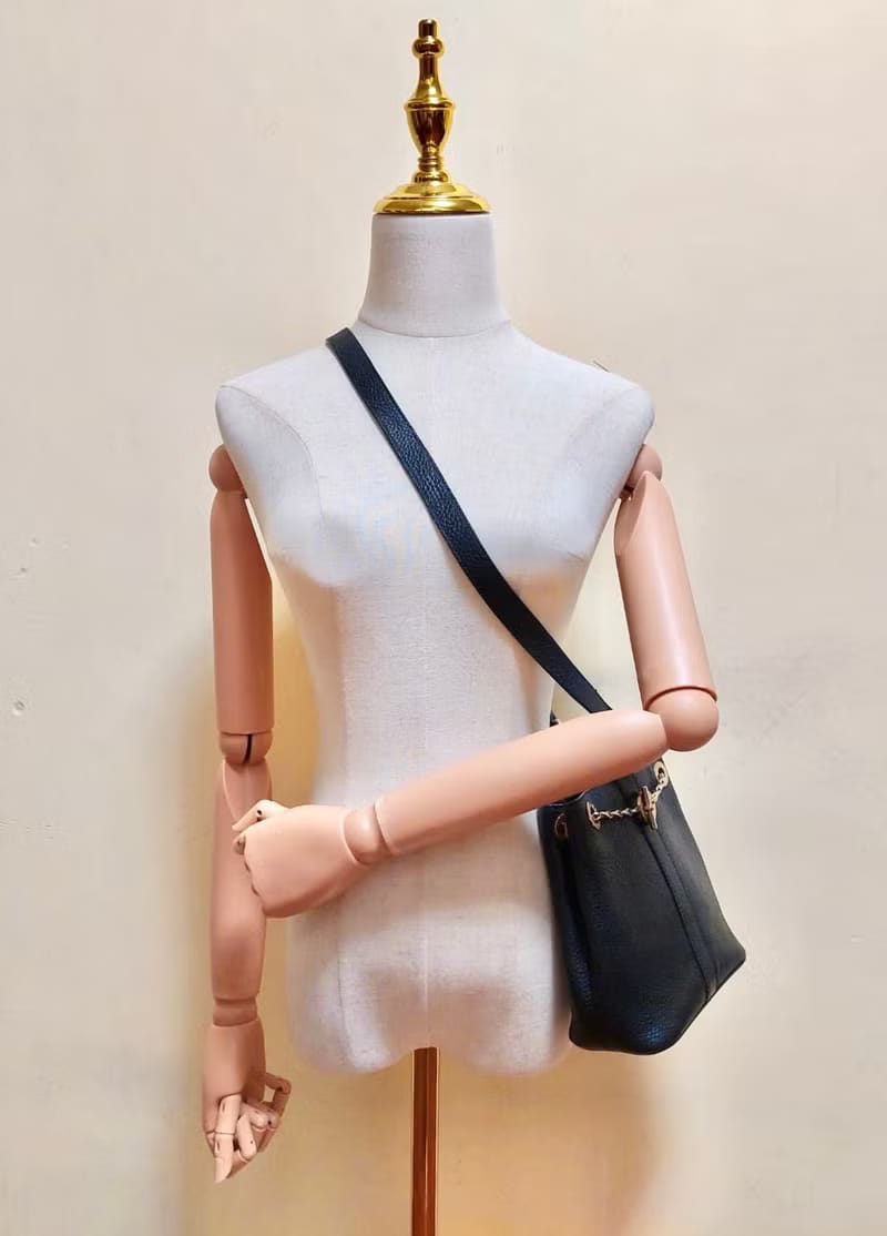 CELINE Rare Black Teardrop Serpent Bone Chain Bucket Bag/Shoulder Bag