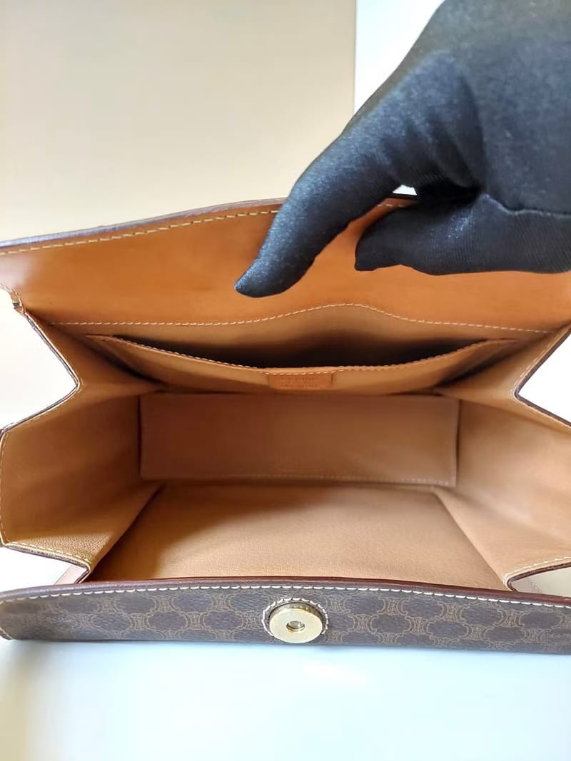 稀有中古二手Celine咖啡色老花金扣小豆腐盒子皮革腋下側背包