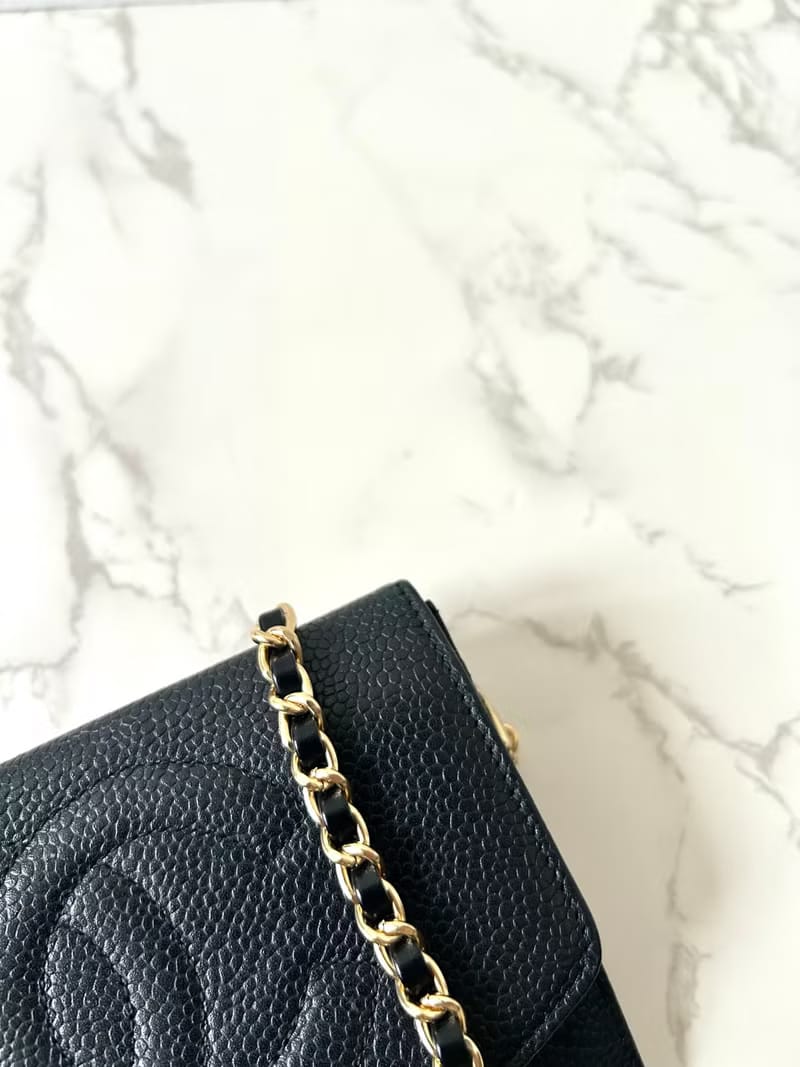 Second-hand Chanel Black Caviar Crossbody Bag/Side Bag/Medium-Short Clip Handbag