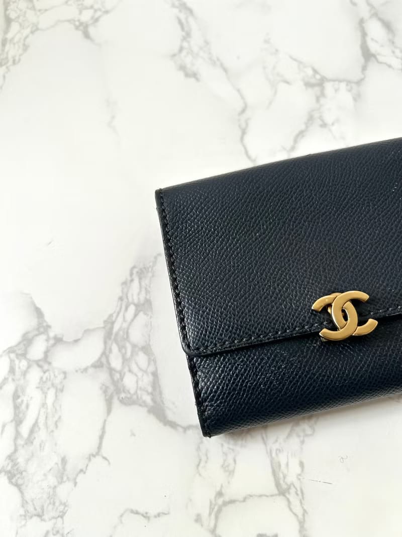 Rare second-hand Chanel black leather gold buckle short wallet/wallet/small purse/clutch
