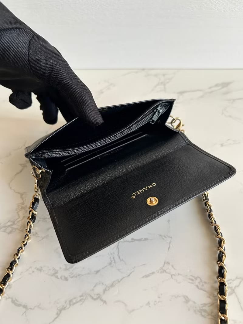 Rare second-hand Chanel black wallet short wallet / wallet shoulder bag / crossbody bag