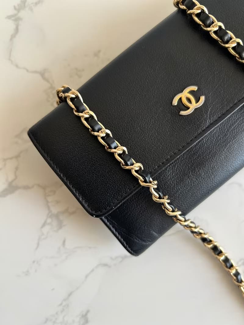 Rare second-hand Chanel black wallet short wallet / wallet shoulder bag / crossbody bag