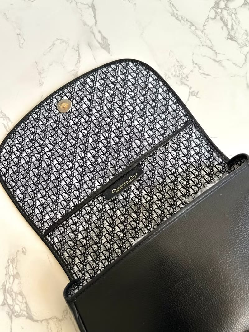 Second-hand Dior black saddle leather shoulder bag/crossbody bag handbag