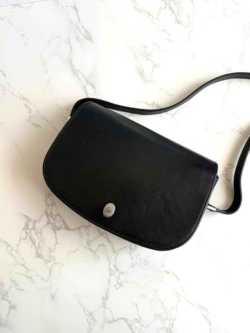 Second-hand Dior black saddle leather shoulder bag/crossbody bag handbag