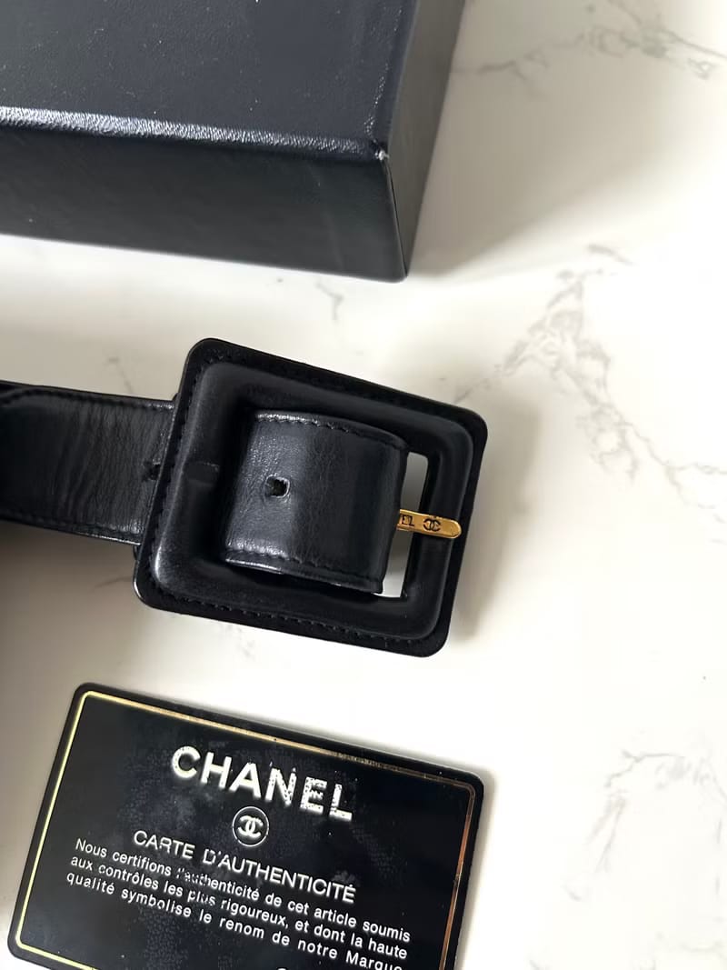 Second-hand Chanel black leather chain shoulder bag/side bag/crossbody bag