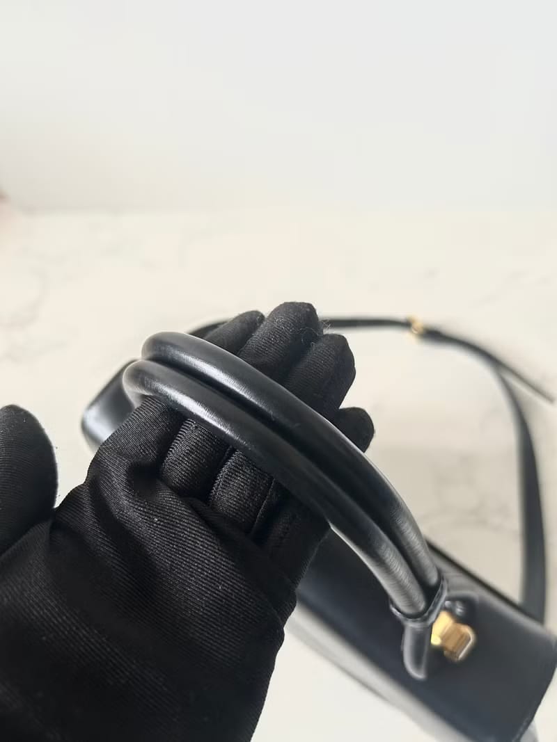 Rare second-hand Loewe black gold buckle Kelly shoulder bag/crossbody bag/shoulder bag