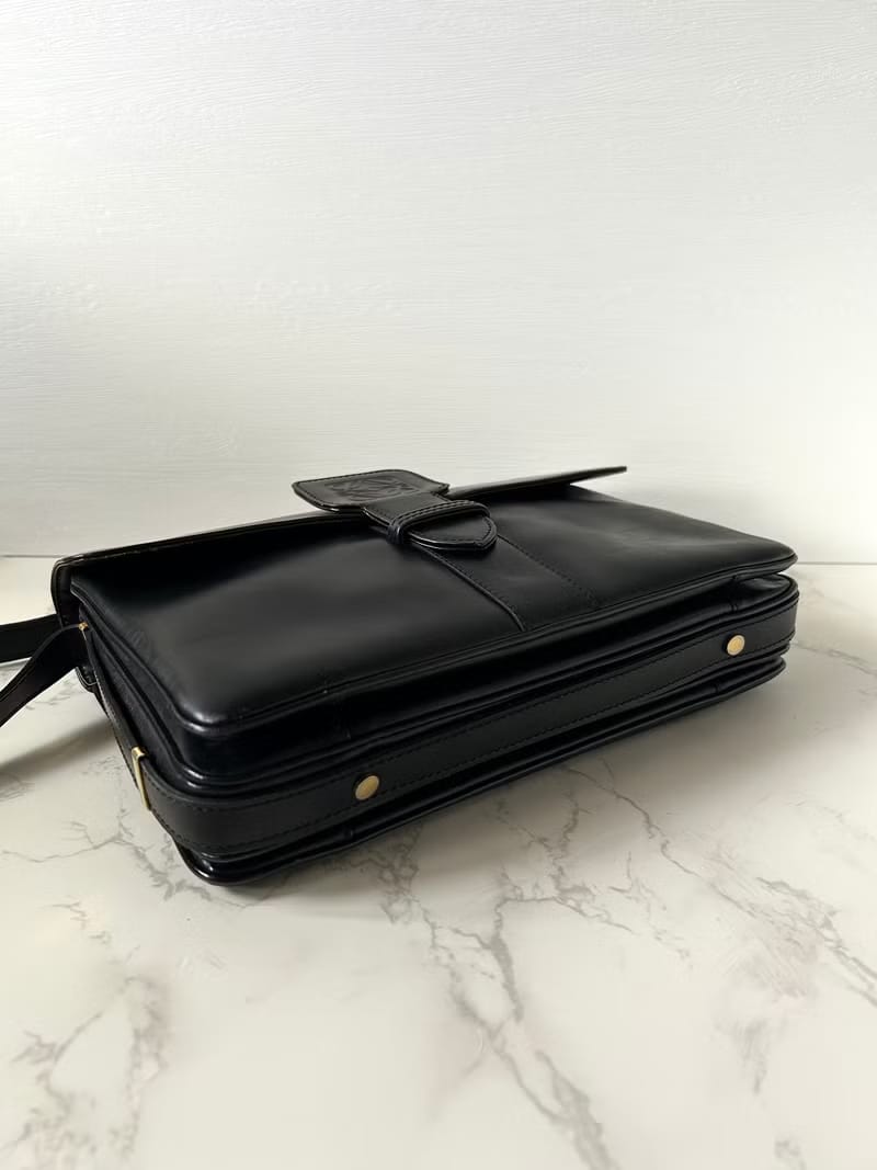 Rare second-hand Loewe black simple side backpack/crossbody bag/shoulder bag