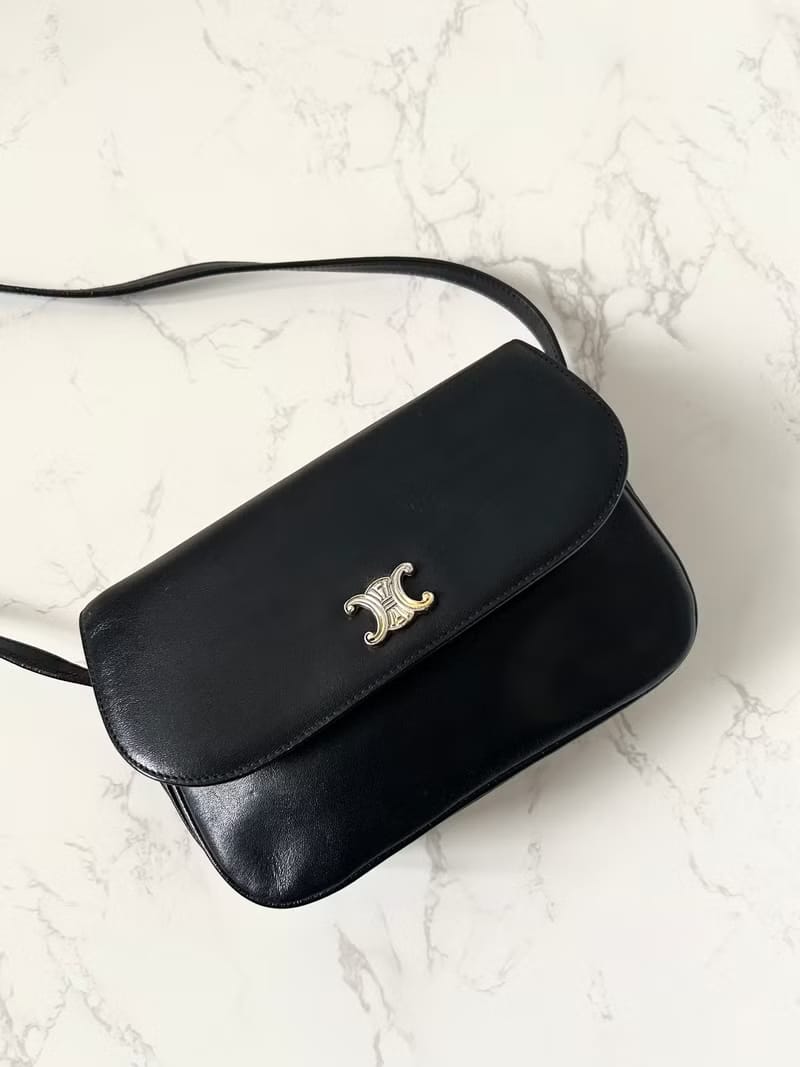 Rare Celine Large Arc de Triomphe Buckle Saddle Black Leather Side Bag/Messenger Bag