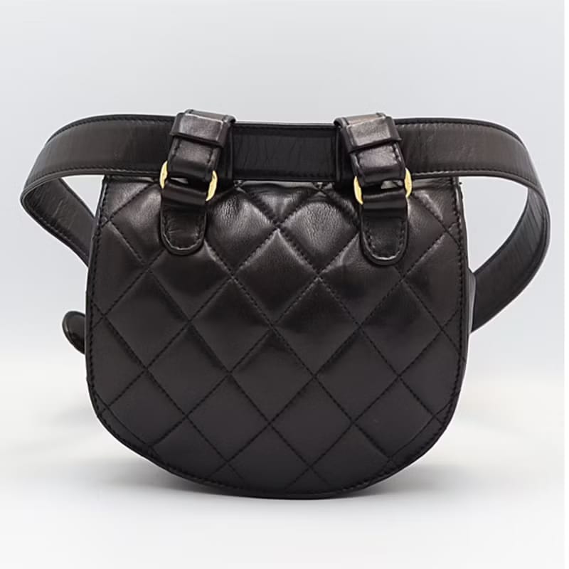 Rare second-hand Chanel black rotating gold buckle saddle shoulder bag/crossbody bag/side bag