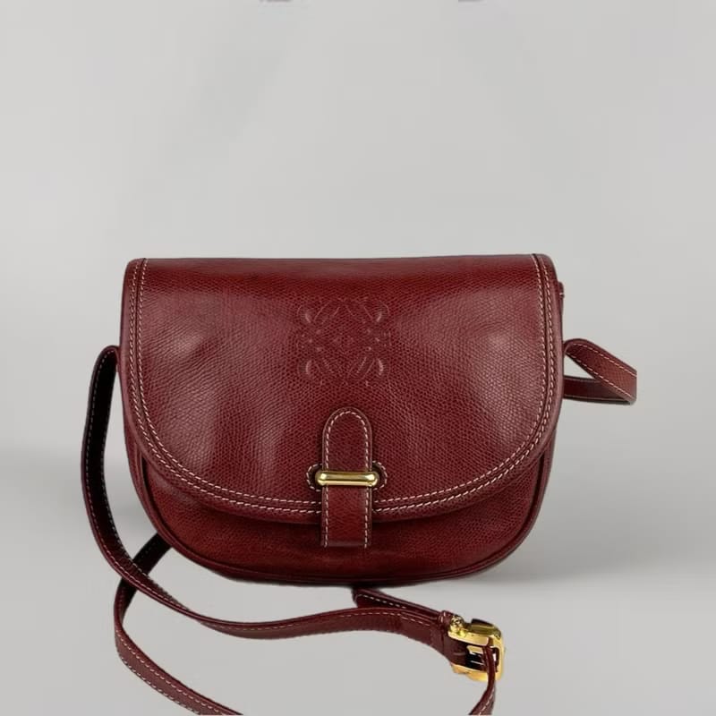 稀有中古二手Loewe金扣酒紅色馬鞍古董側背包/單肩包