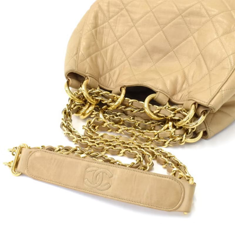 Chanel Vintage Beige Matelassé Bucket Bag/Shoulder Bag/Crossbody Bag