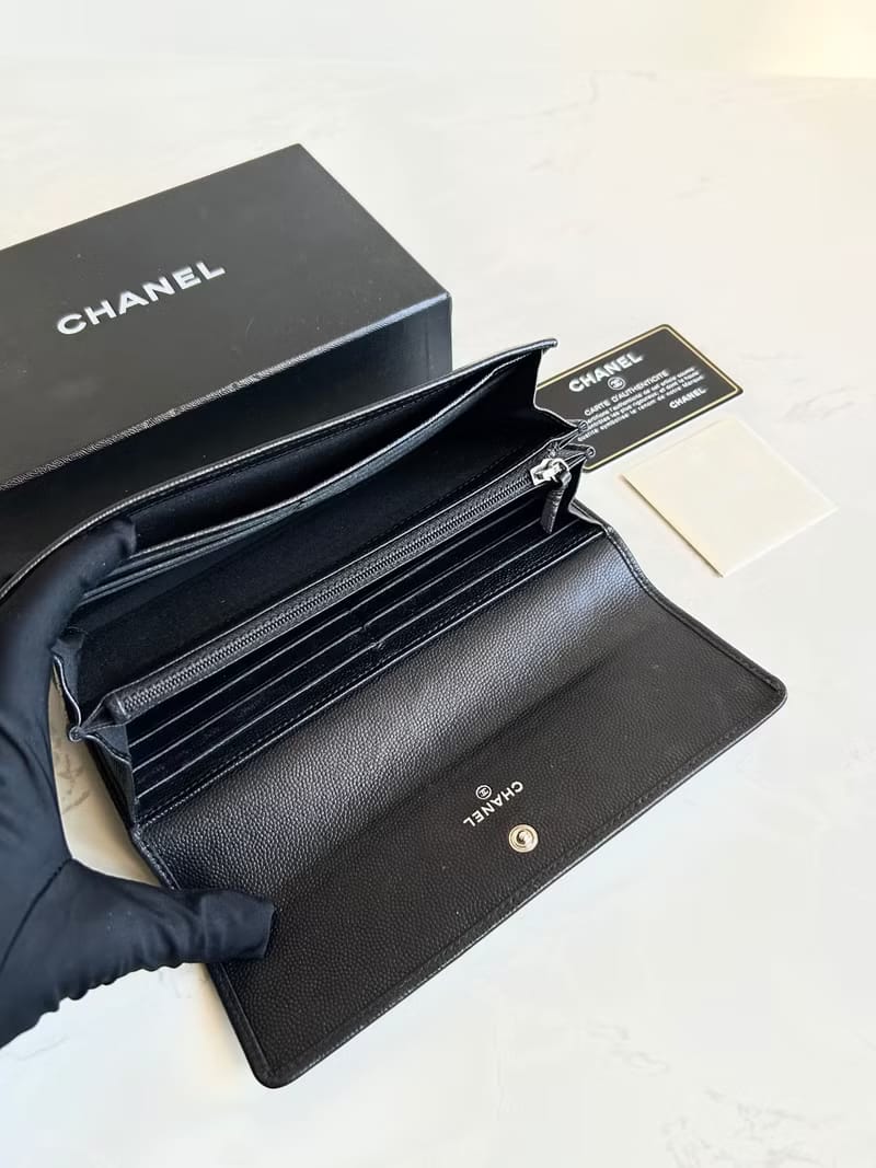 Chanel 黑色魚子醬皮革長夾/皮夾/錢包