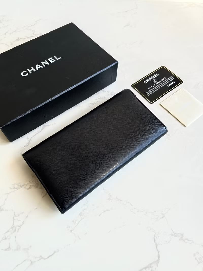 Chanel 黑色魚子醬皮革長夾/皮夾/錢包