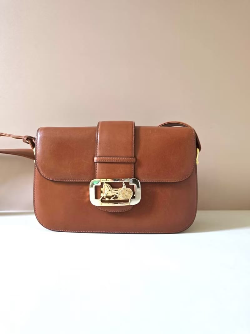 Celine Brown Gold Carriage Shoulder Bag/Slant Bag/Shoulder Bag/Side Bag