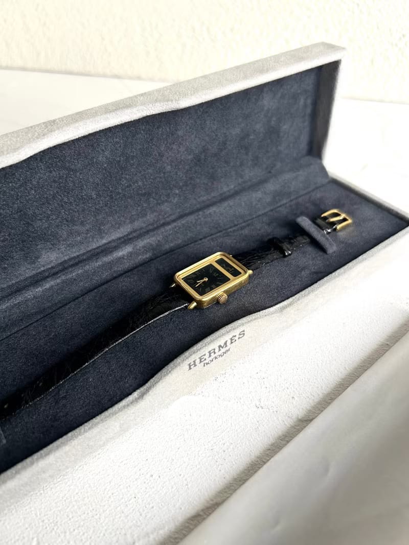 Hermes Tank Out-of-print Black and Gold Women's Vintage Watch