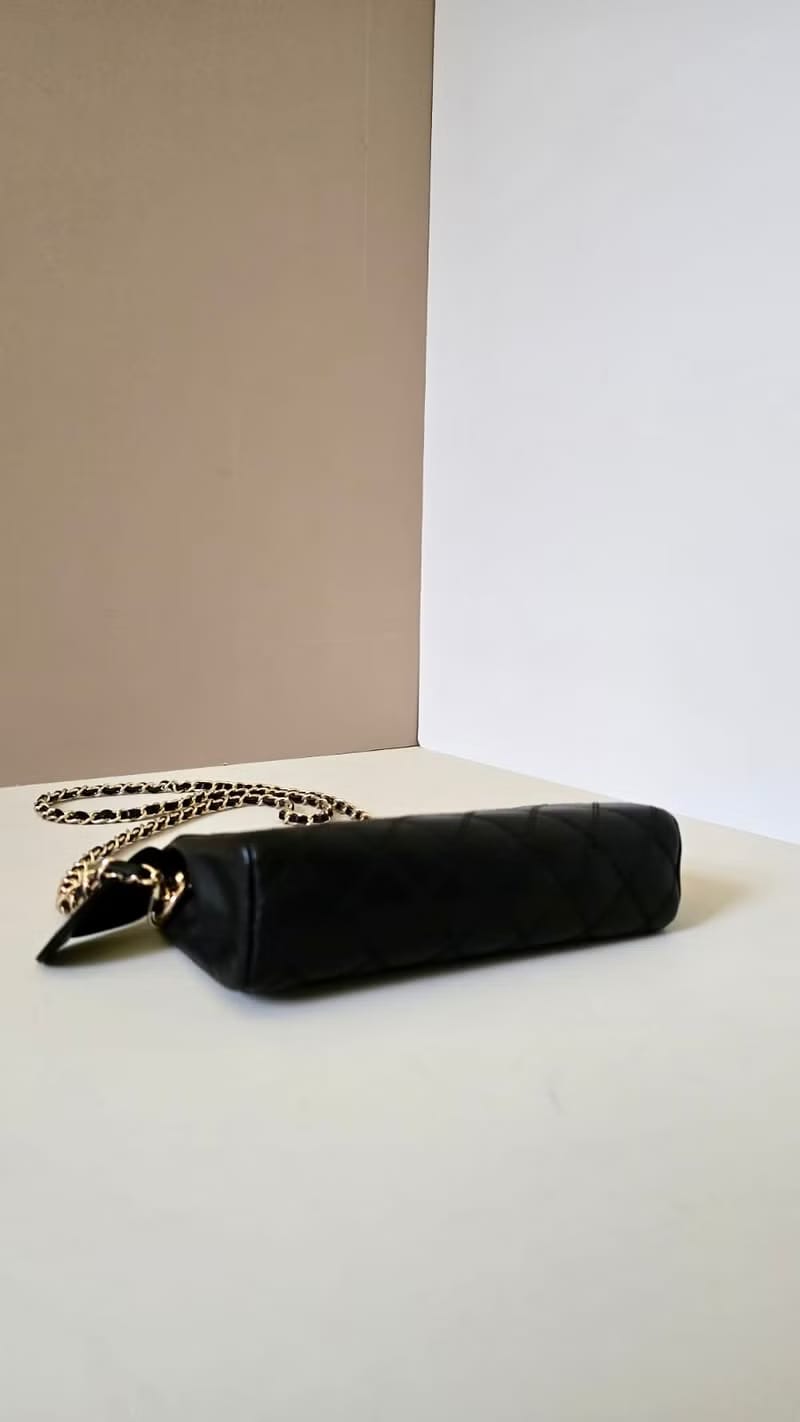 Chanel Black Lambskin Matelassé Crossbody Bag/Shoulder Bag