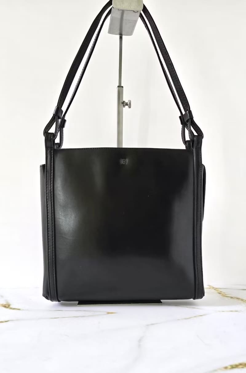 Loewe 黑色銀標側背包/單肩包/托特包