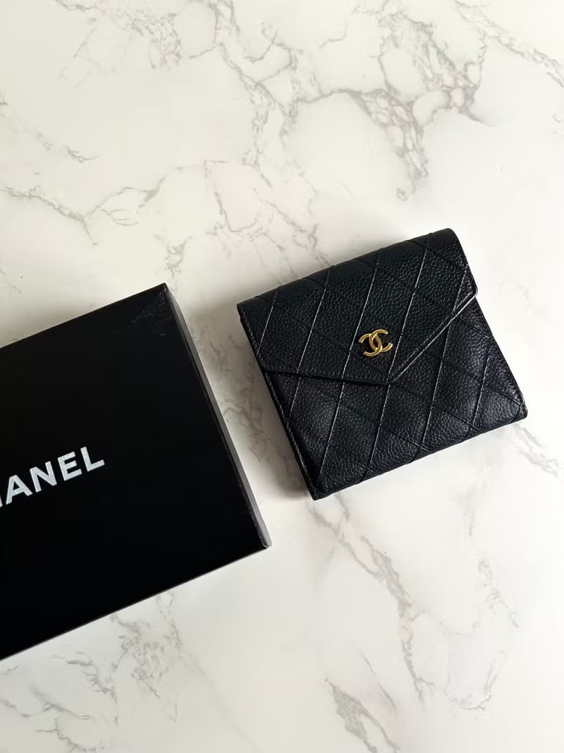 中古二手Chanel雙面魚子醬皮革黑色短夾