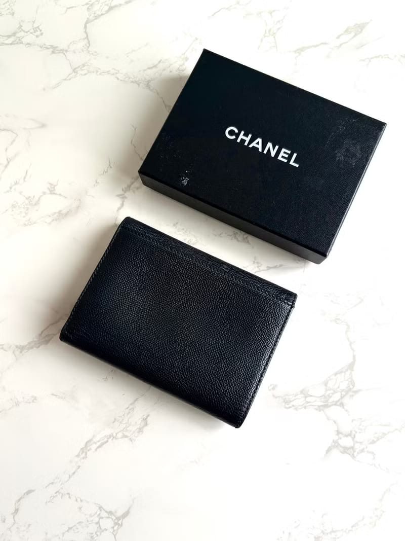 Rare Used Chanel Black Calfskin Leather Bold Gold Hardware Bifold Wallet