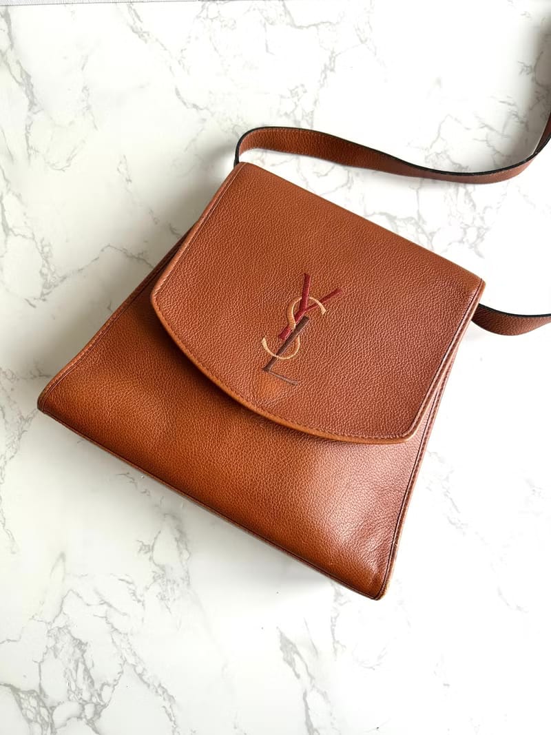 YSL Yves Saint Laurent駝色刺繡翻蓋包/斜背包/單肩包/側背包