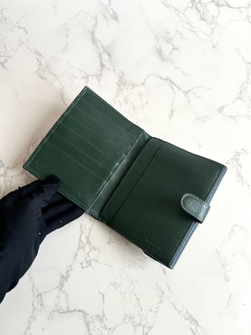 Loewe藍綠色金蛇骨中夾/短夾